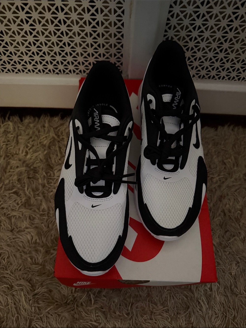 Nike Air Max Bolt